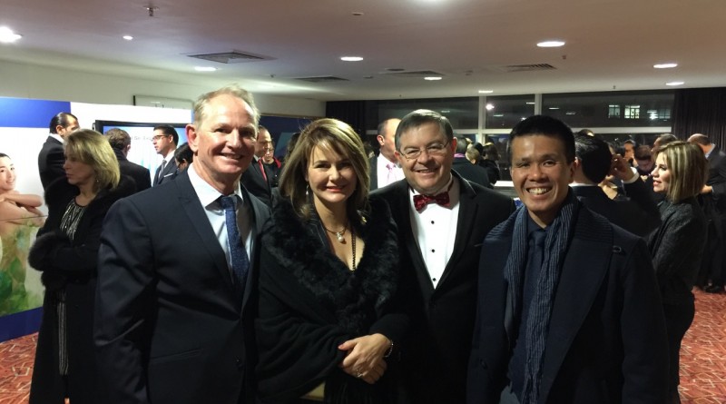 Dr Bernard London | Dr Bernard Leung <span>attends the first International Allergan Medical Institute meeting in London</span> | 1